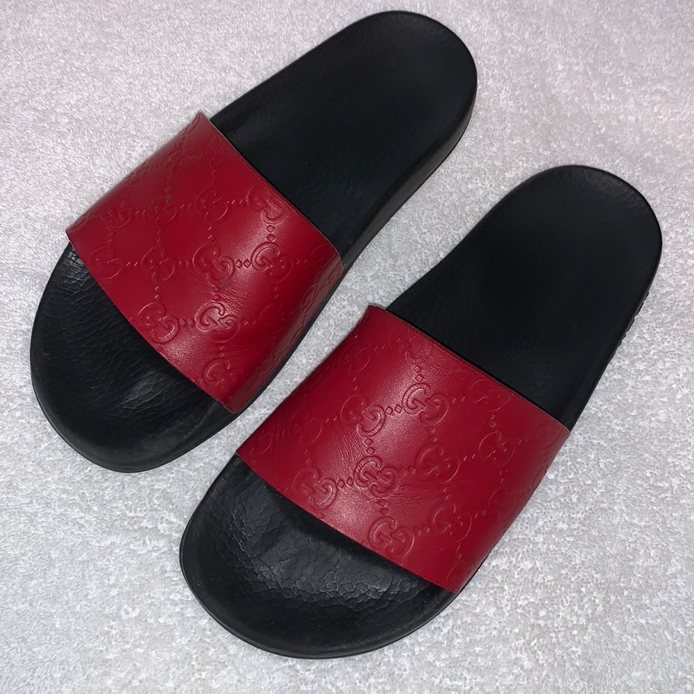 Gucci Red Rubber GG Monogram Signature Pool Slide Sandals